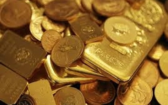 Giá vàng chiều 17/5 tiếp tục "lao dốc"