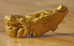 Giá vàng hôm nay 18/8: Tăng mạnh theo thế giới