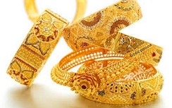 Giá vàng chiều 22/9: Vàng nhẫn vẫn băng băng leo dốc