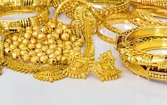 Giá vàng hôm nay 26/10: Tăng tiếp nhờ tin tốt?