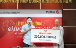 Người trúng xổ số Vietlott 56 tỷ đã nhận thưởng