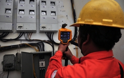 Nắng nóng 40 độ C, Hà Nội có bị cắt điện?