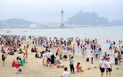 Nhiều hàng hoá có thể tăng giá mạnh "ăn theo" kỳ nghỉ lễ 30/4-1/5