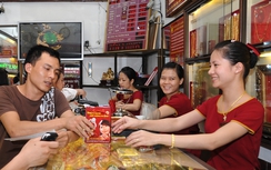 Giá vàng hôm nay 8/5/2018: USD có tiếp tục “ghìm” giá vàng?