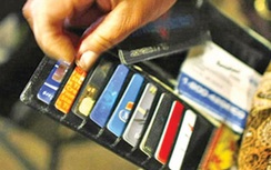 Người khiếm thị được mở tài khoản thanh toán, sử dụng thẻ ngân hàng