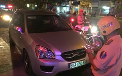 Vi phạm còn thách thức CSGT: "Thằng nào ngon vô kiểm tra ..."