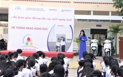 Trang bị kỹ năng phòng, chống TNGT cho 300 học sinh trung học