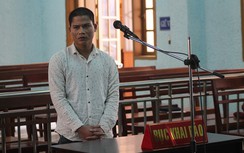 Can ngăn hàng xóm đánh mẹ, một người bị đâm chết