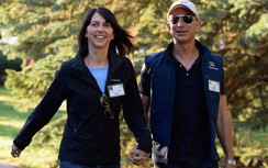 Người đàn ông giàu nhất thế giới đối xử với vợ thế nào?