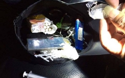 Nhân viên sân bay mang ma túy trong người