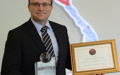 Home Credit nhận hai giải thưởng tài chính từ Anh Quốc