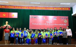 Vietbank chăm lo Tết cho trẻ em có hoản cảnh đặc biệt