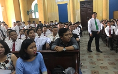 Vì sao tạm đình chỉ vụ Vinasun kiện Grab?