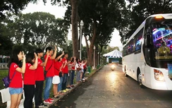 Home Credit đưa 200 bà con xa quê về Phú Yên đón Tết