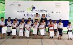 Học bổng Cô Giáo Nhế - 14 năm nâng bước em đến trường