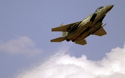 Israel tiến hành không kích trả đũa Palestine