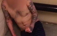 Video: Lộ những cảnh sốc bên trong nhà tù ở Anh