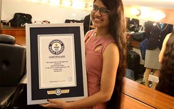 Cô gái 16 tuổi lập kỷ lục thế giới với mái tóc dài nhất