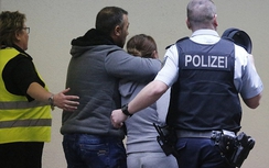 16 học sinh từ 1 trường trung học trên máy bay rơi tại Pháp