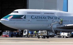 Khách Trung Quốc bị bắt vì trộm áo cứu hộ máy bay... làm quà