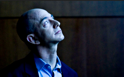 Chứng khoán Trung Quốc hoảng loạn, ngừng giao dịch