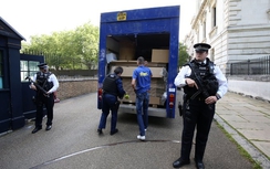David Cameron thu dọn đồ đạc trong 48 tiếng, nhường chỗ Tân Thủ tướng