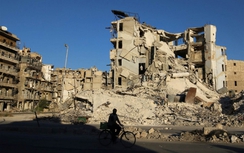 Chính phủ Syria dồn dập tấn công hòng giành lại Aleppo