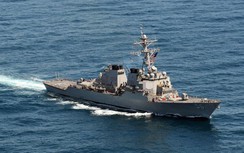 Tàu chiến Mỹ va chạm với tàu 30.000 tấn, 10 thuỷ thủ mất tích
