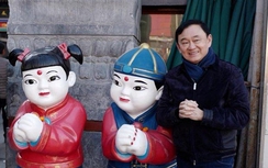 Bà Yingluck xuất hiện cùng anh trai tại Bắc Kinh