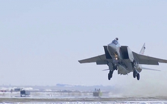 Nga sắp "trình làng" tên lửa siêu thanh bất bại ngay tại Moscow