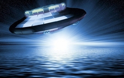 Video chiến cơ Mỹ chạm mặt với UFO bí ẩn