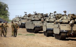 Israel triển khai số lượng xe tăng, bọc thép chưa từng có tới Gaza