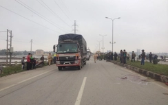 Xe bồn chở dầu tông xe máy, 3 người tử vong