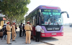 Bắt xe khách 46 chỗ ''nhồi" 71 người