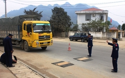 Phạt nhiều xe quá tải sau vụ Chánh TTGT Thanh Hoá bị đình chỉ