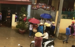 Cảnh sát hóa trang bắt 20 con bạc trong quán cafe