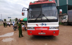 Gây TNGT trên đường di lý về bãi, xe khách lại tông chết người