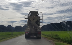 Chánh văn phòng huyện đề nghị CSGT "ưu tiên" cho xe Howo