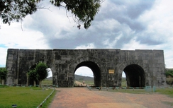 Miễn phí vé tham quan Thành Nhà Hồ