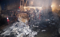 Xe container bốc cháy trên đường, thiệt hại 1 tỷ đồng