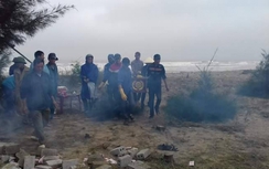 6 ngày, phát hiện 2 thi thể trôi vào bờ biển