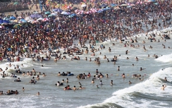 Chưa hết nghỉ lễ, du khách rút dần khỏi Sầm Sơn