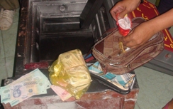 Hai thiếu nữ lẻn vào nhà hàng xóm trộm tiền và vàng