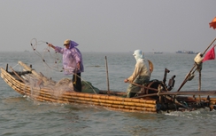 Rơi xuống biển khi đánh cá: Chồng mất tích, vợ tử vong