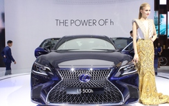 Lexus mang dàn xe sang, tiết kiệm nhiên liệu ra mắt đại gia Việt