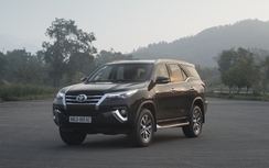 Khan hàng khiến doanh số Toyota Fortuner trượt Top xe bán chạy