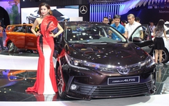 Áp dụng sớm giá 2018, doanh số Toyota tăng vọt