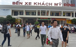 Người dân ùn ùn trở lại Thủ đô sau kỳ nghỉ lễ Quốc khánh