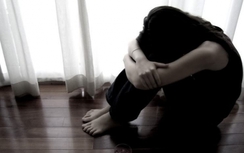 Lấy cắp clip sex, tống tiền cô gái 30 triệu đồng