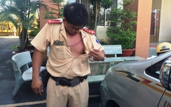 Vi phạm giao thông, đối tượng nhiễm HIV cắn CSGT